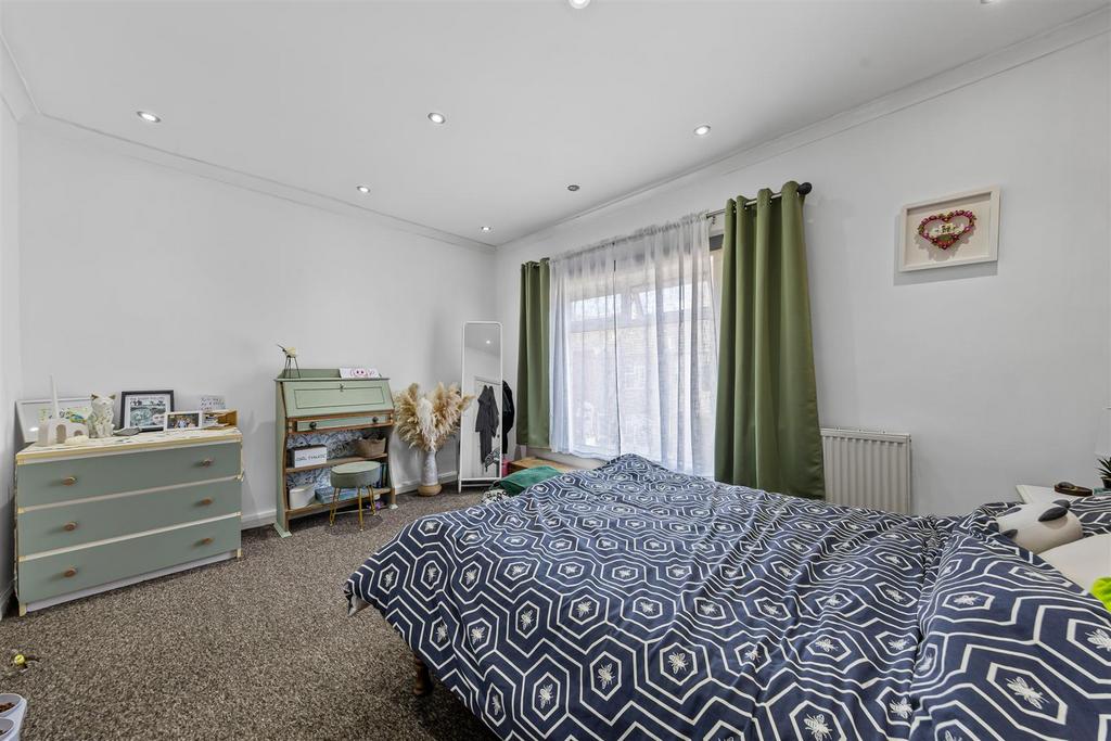 86 Moore St32.jpg