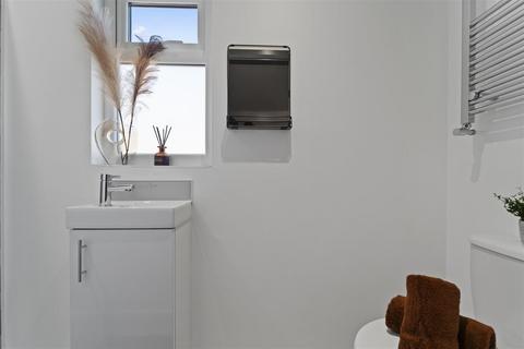 Studio to rent, Drewry Lane, Derby DE22