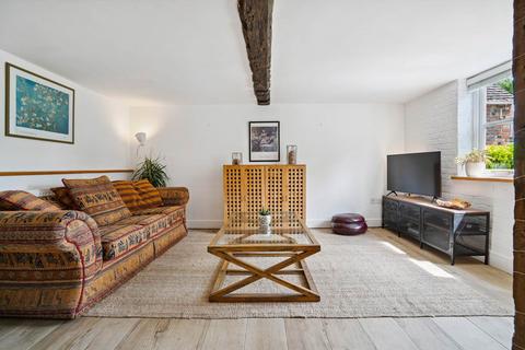 undefined, Five Alls Court, Marlborough, SN8 1BA