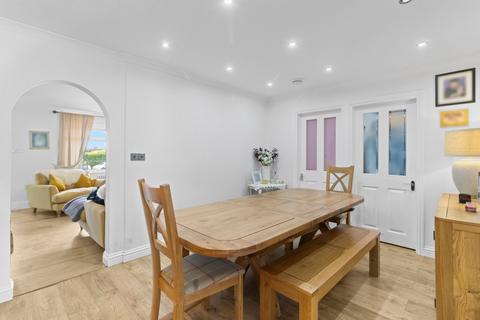 5 bedroom semi-detached house for sale, Piltdown Rise, Uckfield, East Sussex, TN22