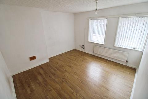 3 bedroom terraced house to rent, City Road, South Yorkshire S2
