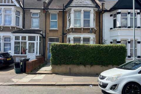 Haslemere Road, Seven Kings