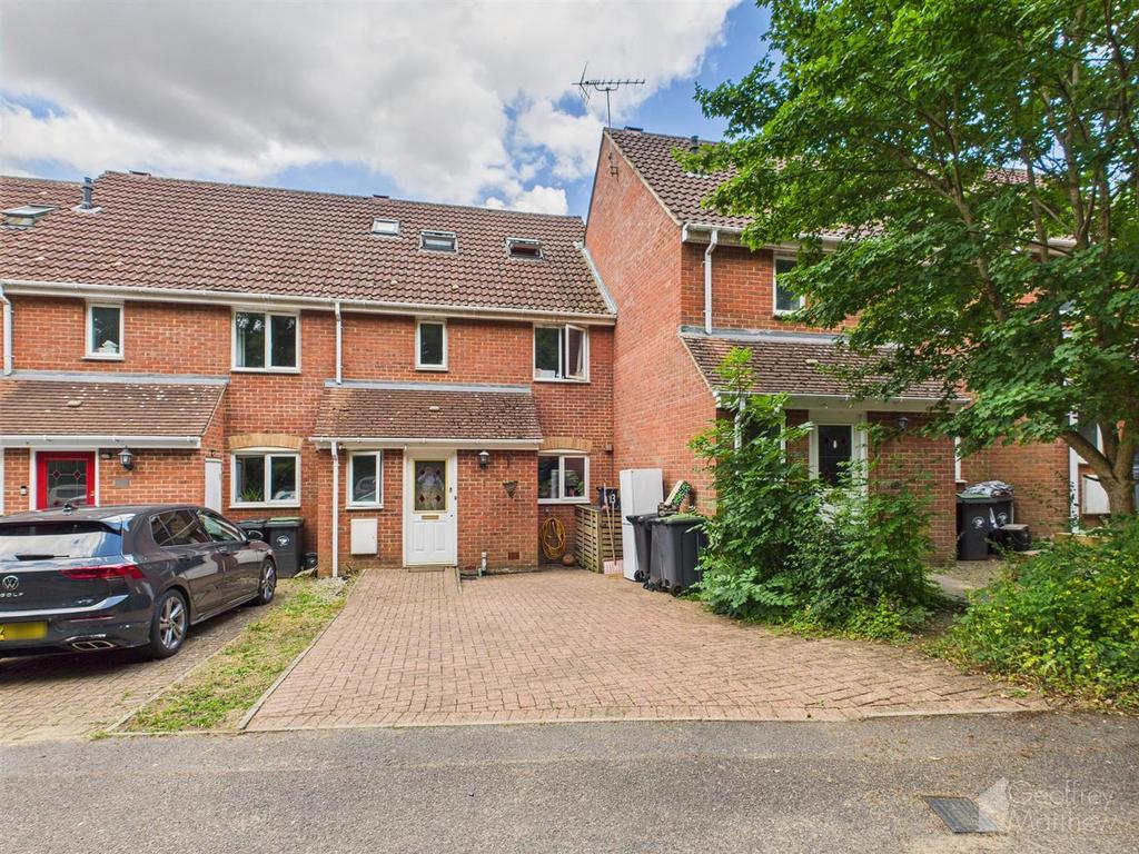 CAM02367 G0-PR0295-STILL014.jpg