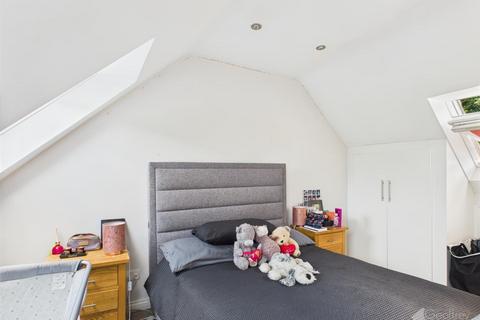 13 Brook View, Stansted, CM24 8ES