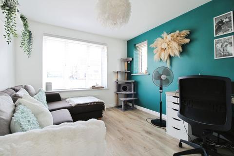 2 The Brook, Purton, Swindon, SN5 4GB
