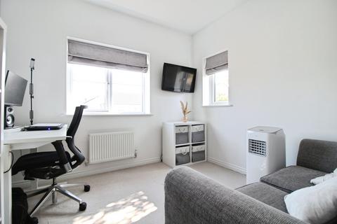 2 The Brook, Purton, Swindon, SN5 4GB
