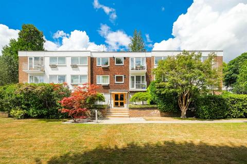 undefined, Greenhill, High Road, Buckhurst Hill