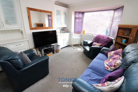 3 bedroom semi-detached house for sale, Valley Road, Halesowen B62