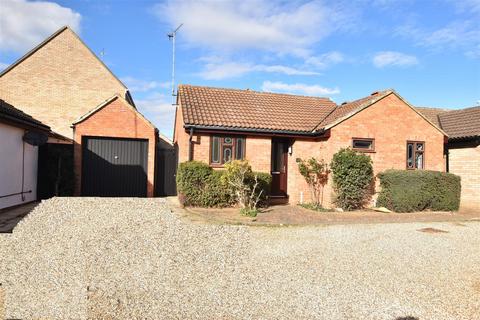 3 bedroom detached bungalow for sale, Rurik Court, Maldon