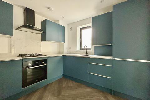 undefined, Kinder Close, Bradford BD13