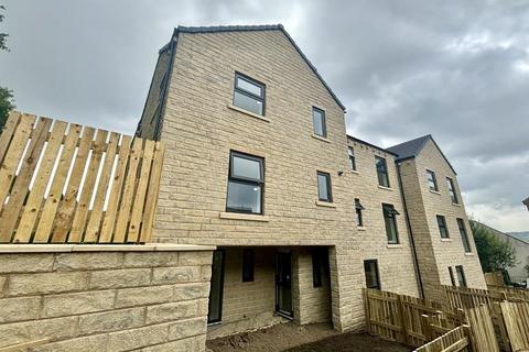 undefined, James Street, Bradford BD13