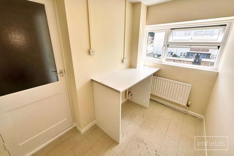 6 Holmsley Close, Southampton, SO18 5HD