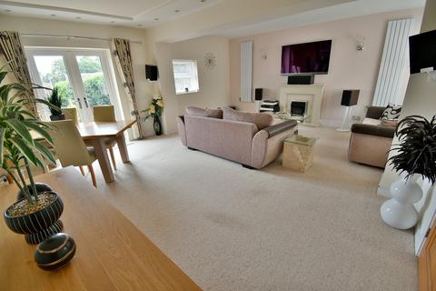undefined, Pine Glen Avenue, Ferndown, BH22