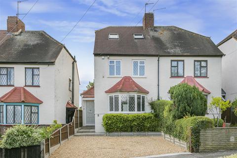 Blenheim Road, Sutton
