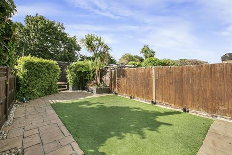 4 bedroom semi-detached house for sale, Blenheim Road, Sutton