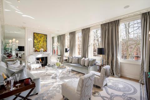 3 bedroom flat for sale, Mount Street, Mayfair, London, W1K