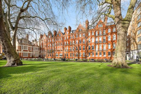 3 bedroom flat for sale, Mount Street, Mayfair, London, W1K