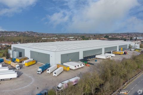 Distribution warehouse to rent, Enterprise Way Nottingham NG16 4HY
