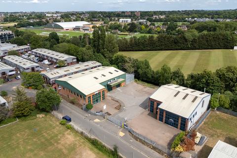 Property to rent, Kangley Bridge Rd London SE26 5DA