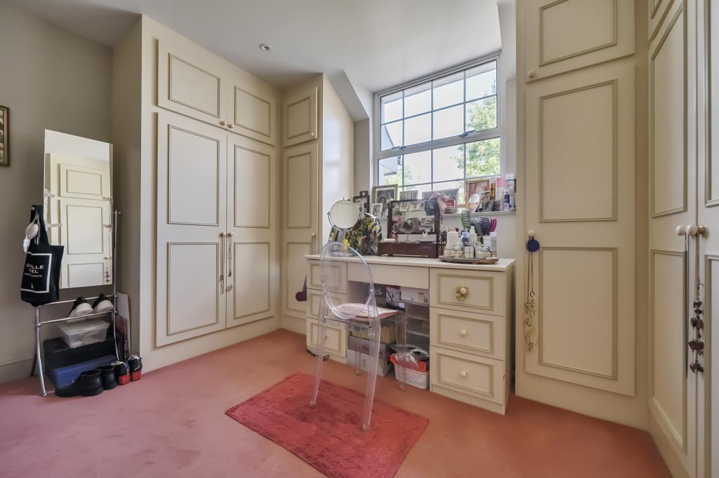 Bedroom/Dressing Room