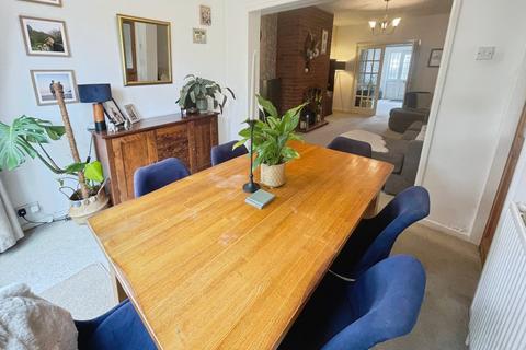 5 bedroom semi-detached house for sale, Nevison Grove, Birmingham, B43