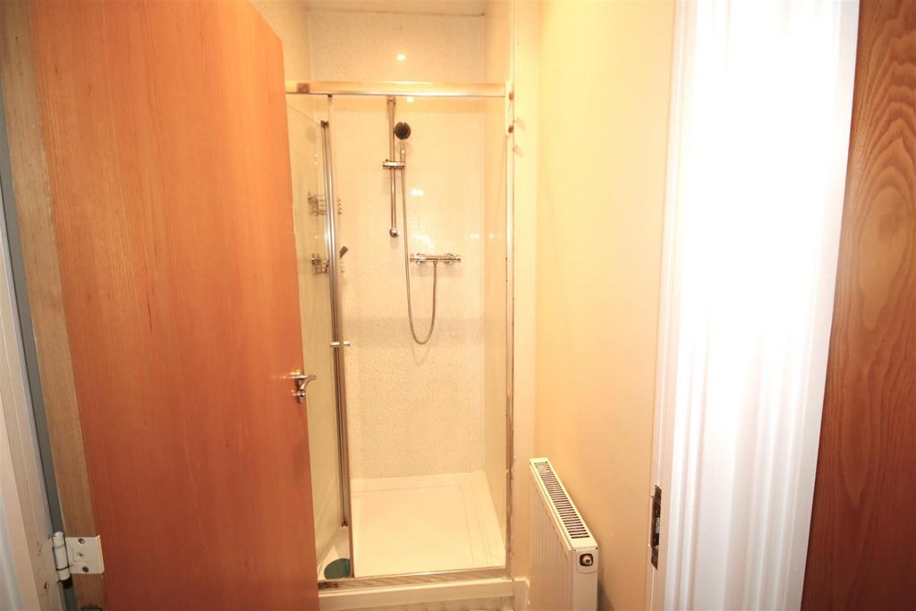 Shower.JPG