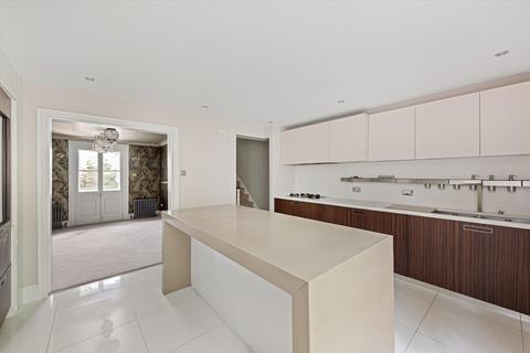 3 bedroom terraced house for sale, Wildwood Terrace, Hampstead, London, NW3