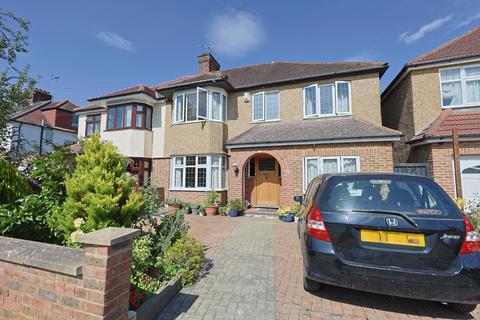 Whitchurch Gardens, Edgware, Greater London, HA8