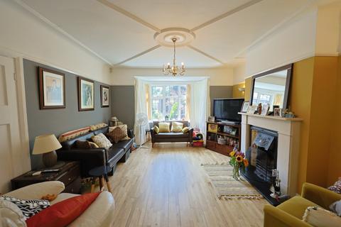 5 bedroom semi-detached house for sale, Whitchurch Gardens, Edgware, Greater London, HA8