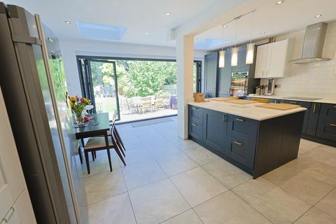 5 bedroom semi-detached house for sale, Whitchurch Gardens, Edgware, Greater London, HA8