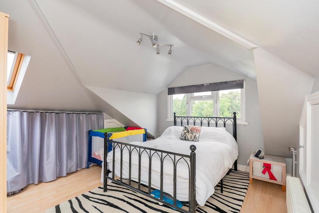 0 A2 AEE - Bedroom M.jpg