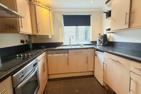 undefined, The Lindens, Queens Walk, Ealing, London W5