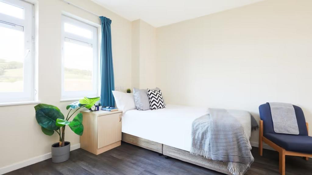 UJiag Ak Vf VI2 Wcxd Nkd DXLb BEal QPl.jpg