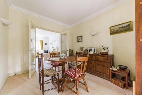 2 bedroom end of terrace house for sale, Church Green,  Witney,  Oxfordshire,  OX28