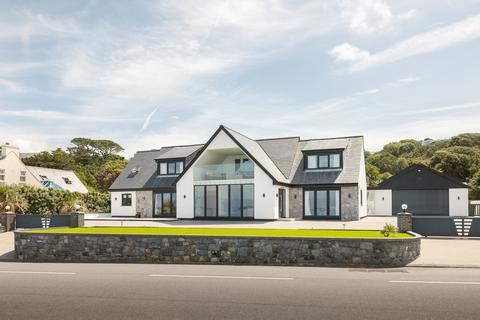 4 bedroom detached house for sale, Route De La Lague, Torteval, Guernsey