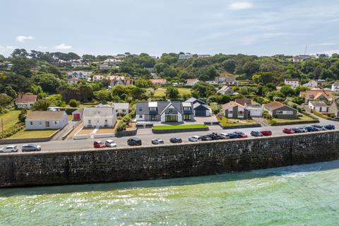 4 bedroom detached house for sale, Route De La Lague, Torteval, Guernsey