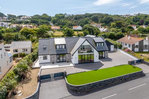 4 bedroom detached house for sale, Route De La Lague, Torteval, Guernsey