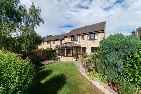 4 bedroom end of terrace house for sale, Elder Mews, Shelley, HD8