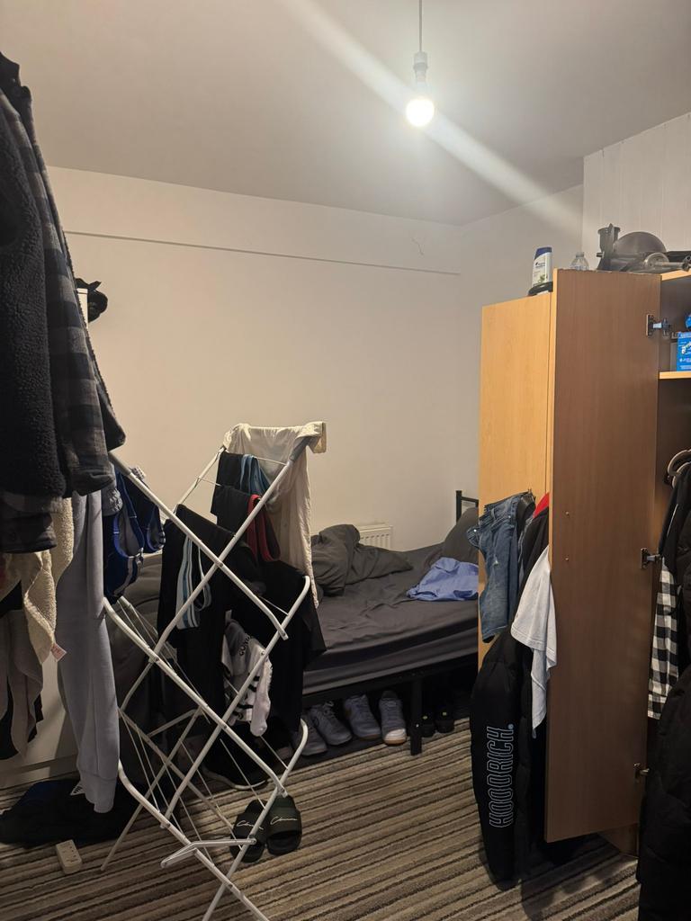 Photo 2025 07 16 16 29 04 2