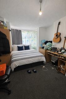 4 bedroom terraced house to rent, Howard Street, Oxford, Oxfordshire, OX4