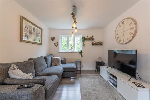 28 Blaen Bran Close, Cwmbran, NP44 1UU