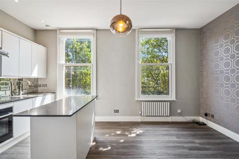 1 bedroom flat to rent, Devonshire Road, London