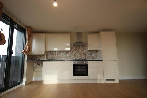 2 bedroom apartment to rent, 450 High Road, Ilford IG1