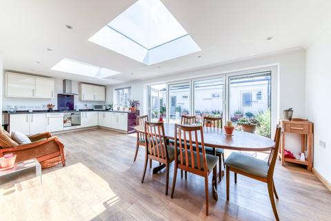 undefined, Manor Road, Mitcham, CR4