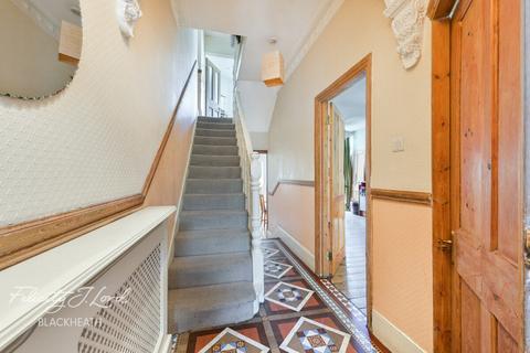 4 bedroom terraced house for sale, Wellington Gardens, London