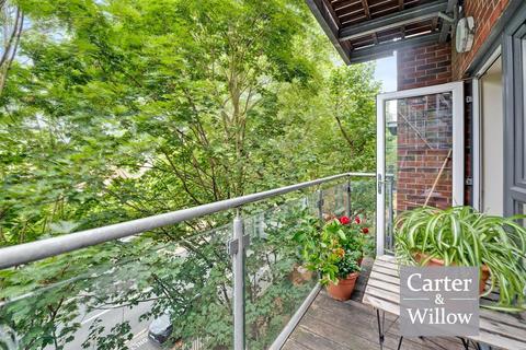 2 bedroom apartment to rent, Warwick House, 2 Chancellor Way, Essex
