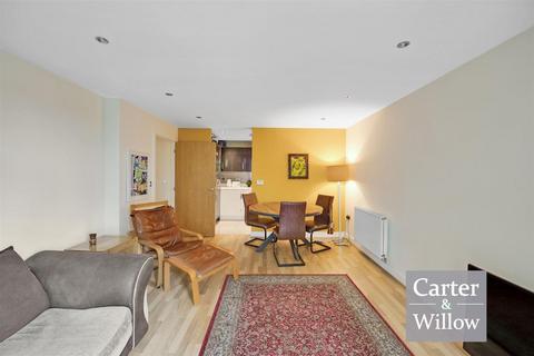 2 bedroom apartment to rent, Warwick House, 2 Chancellor Way, Essex