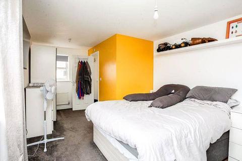 18 Tiger Moth Road, Weston-super-mare, BS24 8DL