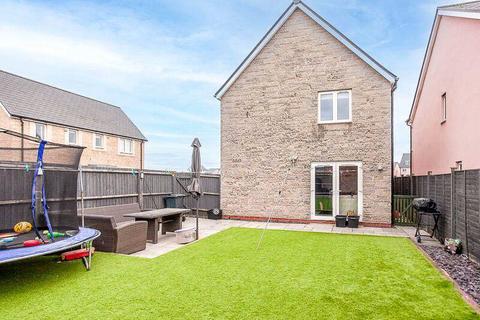18 Tiger Moth Road, Weston-super-mare, BS24 8DL
