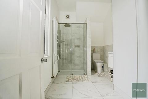 undefined, Wellesley Road, Ilford, IG1